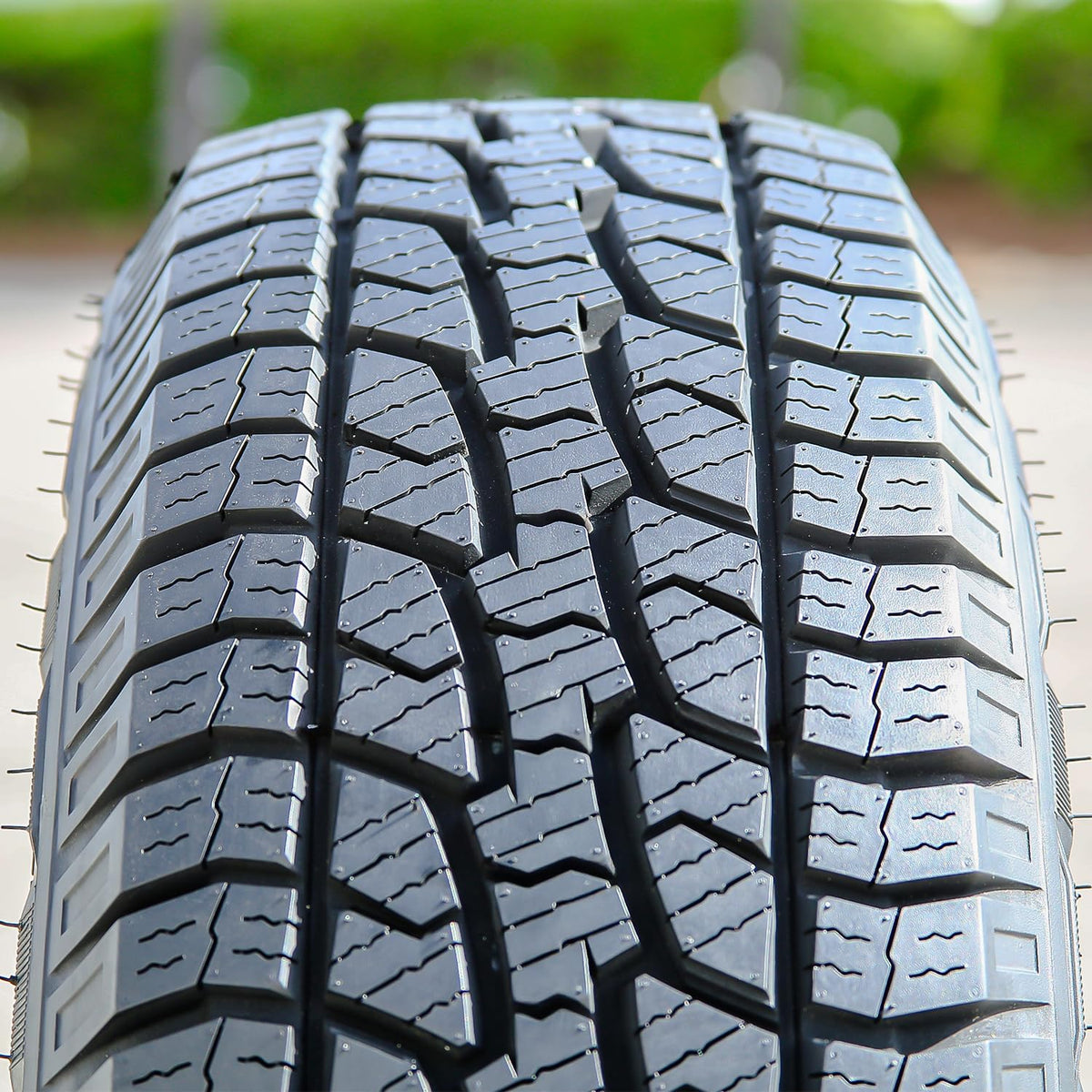 275/60R20 Tires S8001