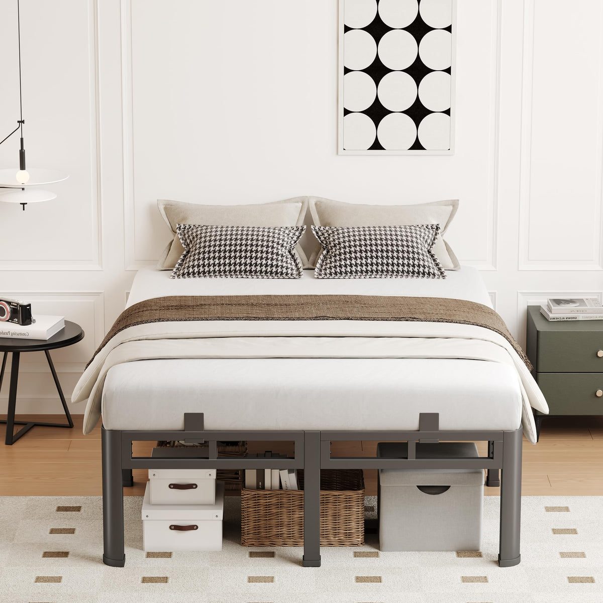 Queen 18 Inch Tall Metal Platform Bed Frame Y319