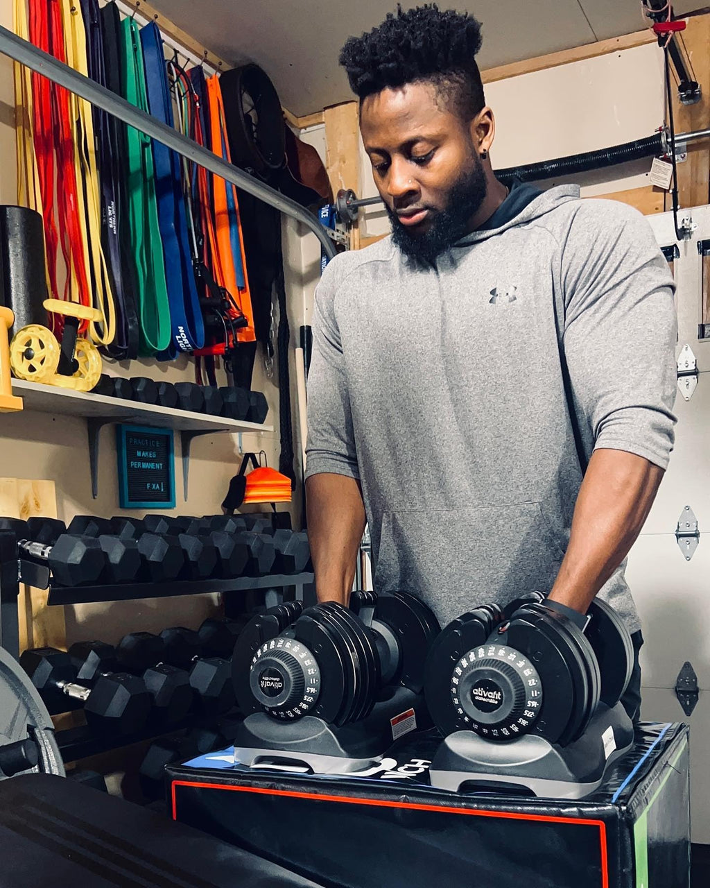 Adjustable Dumbbells Set 5–88LB Y991043